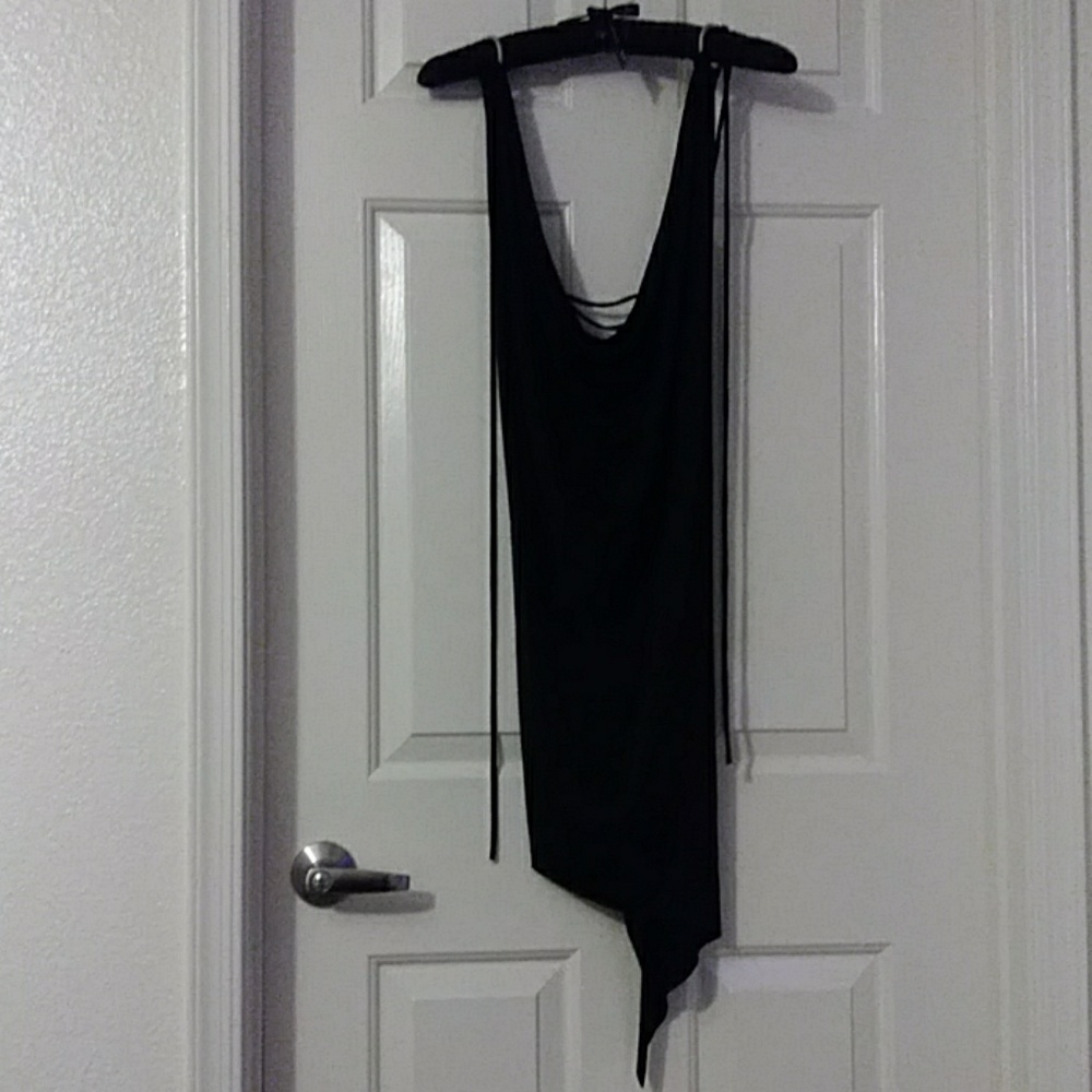 Gorgeous asymmetrical dress